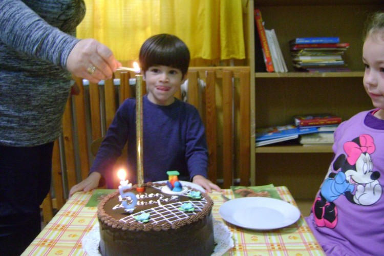 Hancz Gábrielt köszöntötték az óvodában 5. születésnapja alkalmából
