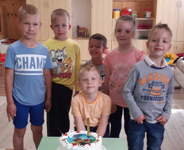 Hajós Szabolcsot köszöntötték 6. születésnapja alkalmából
