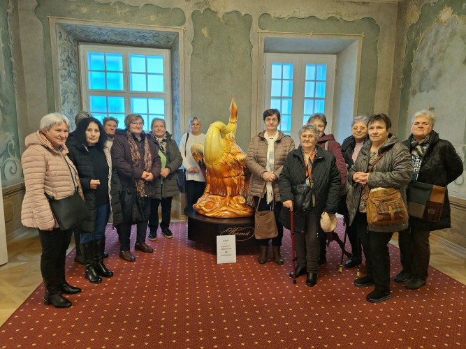 A Herendi 200 kiállításon járt a Győrsövényházi Nyugdíjasklub