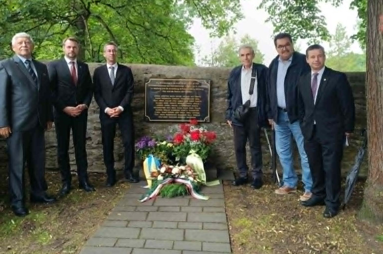 80. évforduló: Weilburg és Győrsövényház együtt emlékezett a kitelepített németekre
