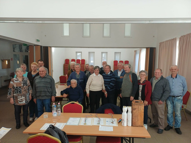 Kártyaversenyt rendeztek Győrsövényházon